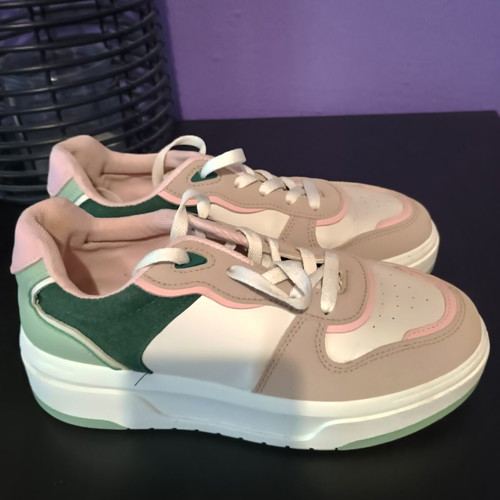 Women's sneakers size 38 with chunky sole like new, multicolor