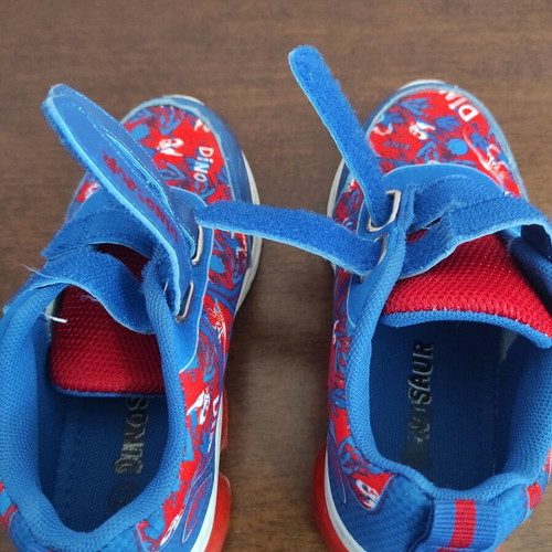 Children's shoes used, size 27, blue and red with dinosaur design
