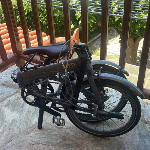 Tern folding city bike like new, lightweight and portable