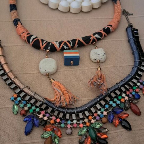 Summer necklaces used, pack of 8, multicolor