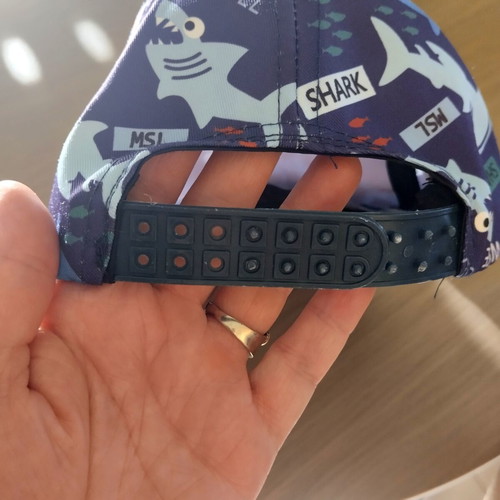 Children's cap with shark print, size S