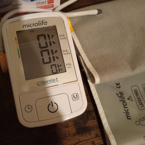 Microlife BP A2 Basic automatic blood pressure monitor new full set