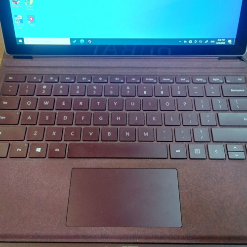 Microsoft Surface Tablet 13 inch, 8 GB RAM, 238 GB, Windows 10 Pro like new