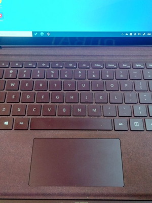 Tablet Microsoft Surface 13 ιντσών, 8 GB RAM, 238 GB, Windows 10 Pro σαν καινούργιο