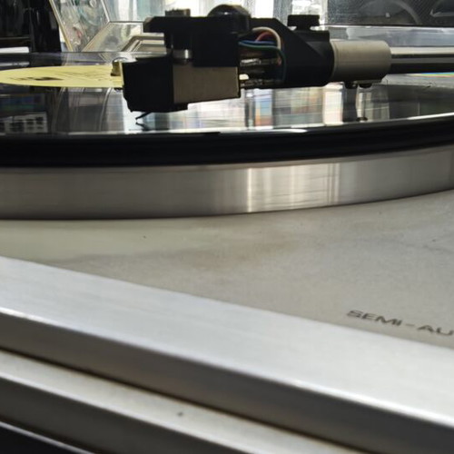 Luxman PD 210 turntable used