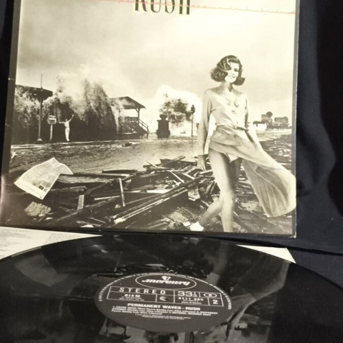 Permanent Waves Rush LP like new
