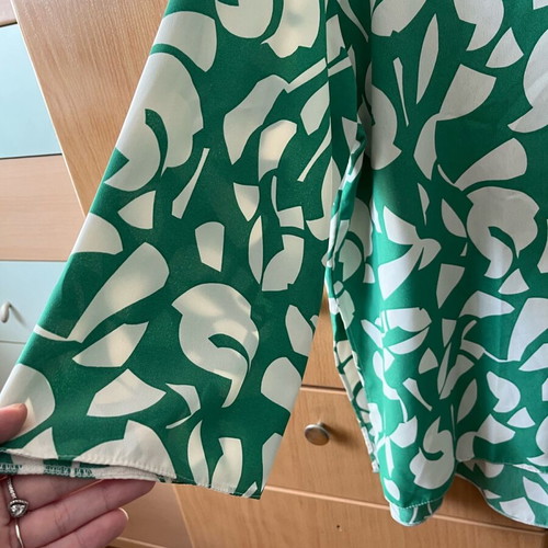 C&A Women's Shirt Large-XL like new, thin fabric, white and green