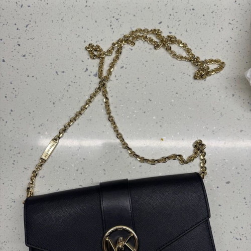 Michael Kors shoulder bag black like new small