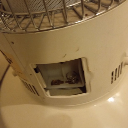 Kerosun Rainbow kerosene heater used, clean fuel