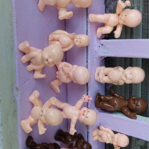 Gemelini 17 collectible dolls used, pack