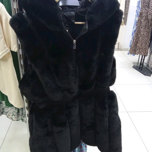 Women's black sleeveless fur HD-051 new with pockets