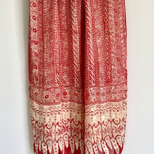 Alexi Andriotti silk scarf like new, red and ecru ethnic pattern