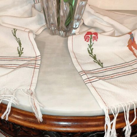 Cretan traditional table runner Prince with Lilies like new, Minoan fresco design