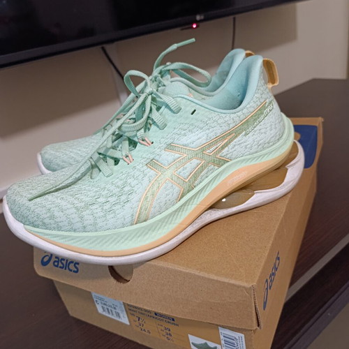Asics Kinsei Max sneakers, turquoise, size 39