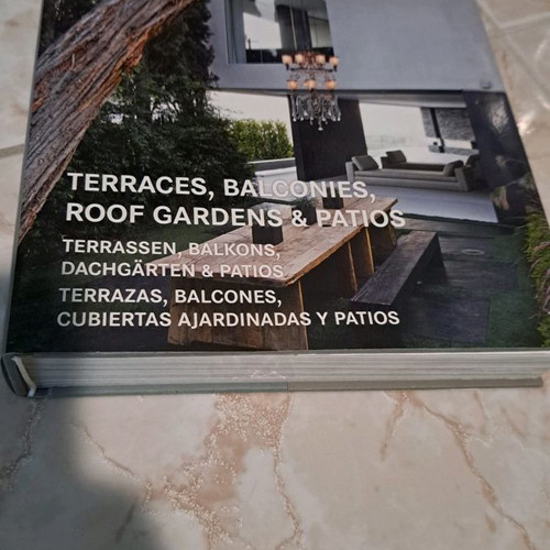 Book English Tarraces, Balconies, Roof Gardens and Patios like new