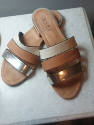 Zara sandals like new, size 39, wide fit, beige