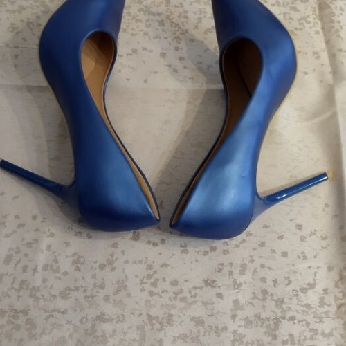 Elegant blue stiletto heels size 39 like new, 9 cm heel