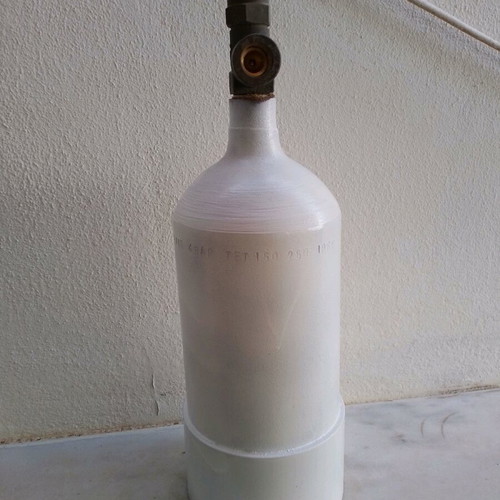 6kg bottle freshly painted refillable like new for all uses