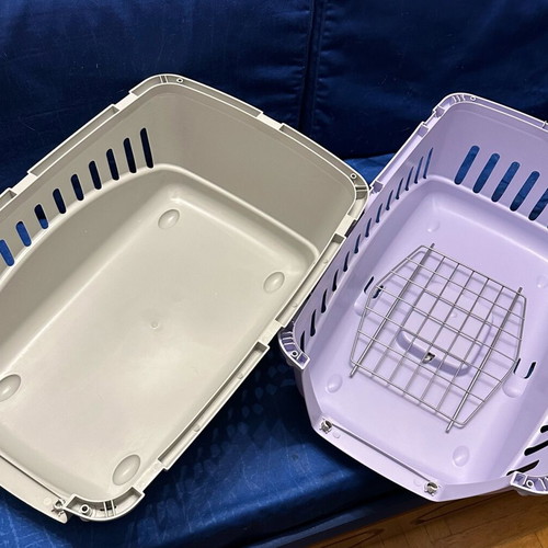 Pet Camelot Purple Pet Carrier Cage like new 58x38x38cm