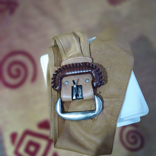 Women’s suede belt used, light brown, brand Bettina