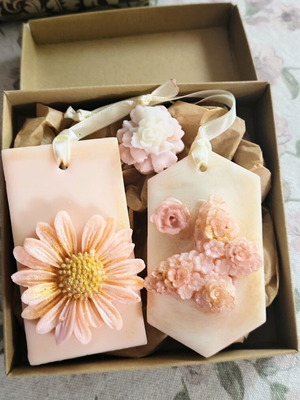 Scented wardrobe tablets new made of wax