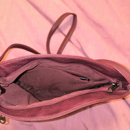 Burgundy shoulder bag new, large capacity