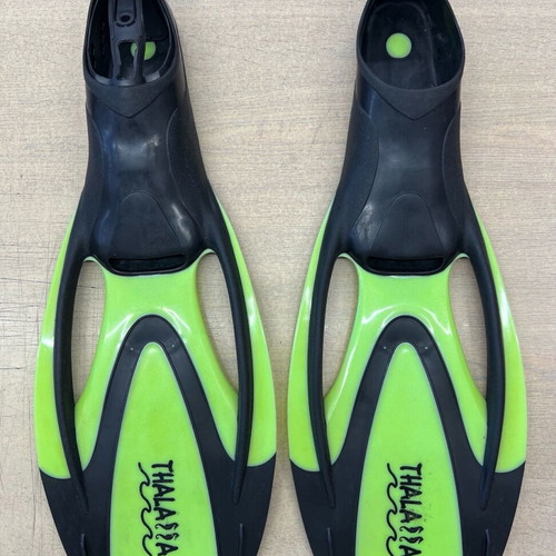 Thalassa fins new, size 38-40