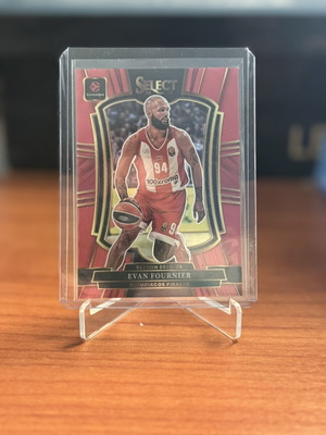 25-26 Panini EuroLeague Select Evan Fournier/199 Olympiacos card
