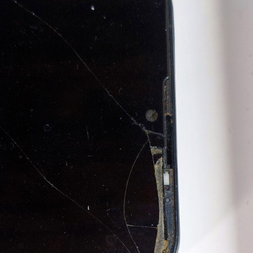 Motorola Moto G9 Play 64GB used, sapphire blue, cracked screen
