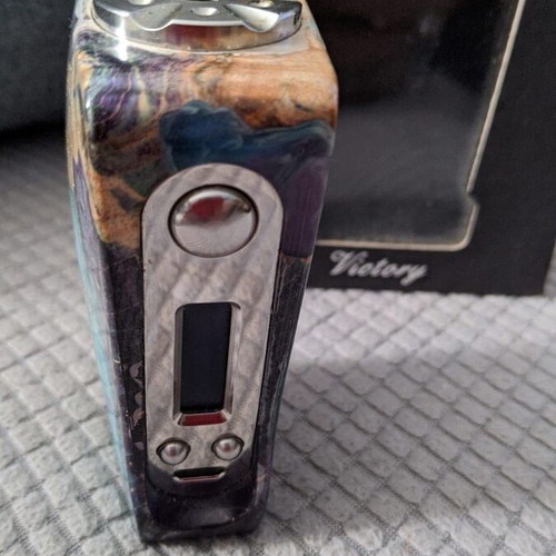 Ultroner Victory 60W VV VW Box Mod new, stabwood and stainless steel