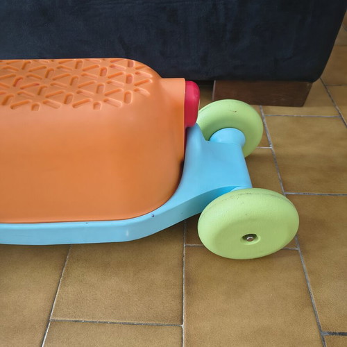 Skip and hop kids scooter used