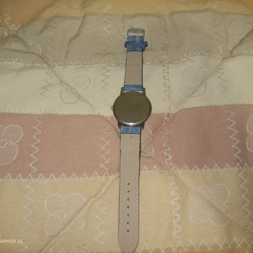 Map watch like new, multicolor