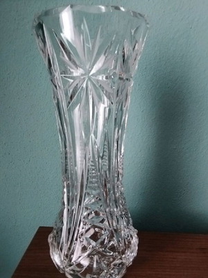 Crystal vase like new, carved, 1990s