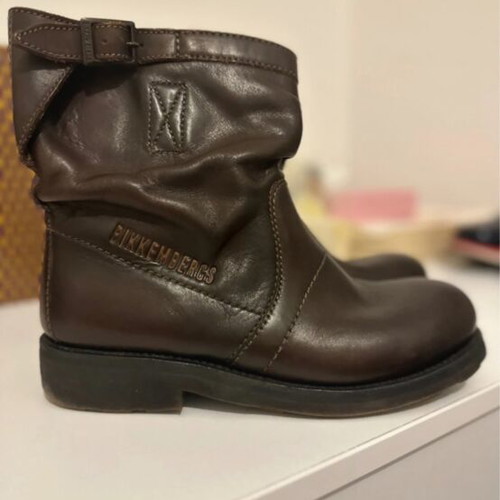 Bikkembergs leather ankle boots like new, brown, size 38