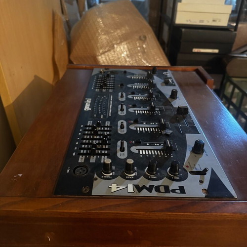 Sound system with DJ Gemini PDM-14 mixer, Technics CD players and wooden furniture like new