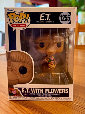 Funko Pop! E.T. with Flowers #1255 new 40th Anniversary