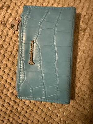 Petrol Stradivarius wallet like new, blue with many compartments