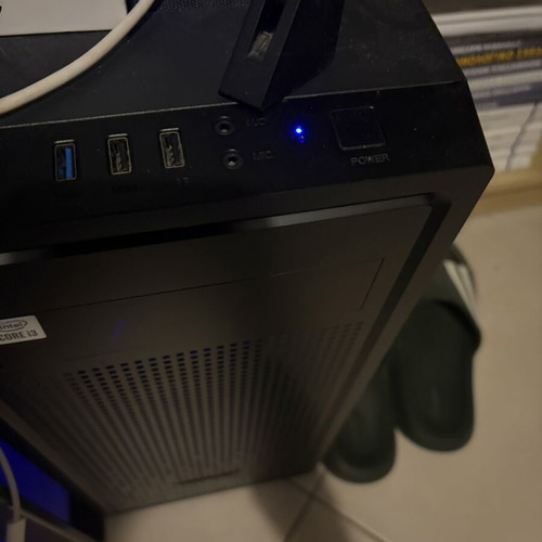 Gaming PC with Asus motherboard, supports Windows 11