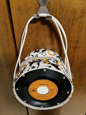 Single bag used with small wallet