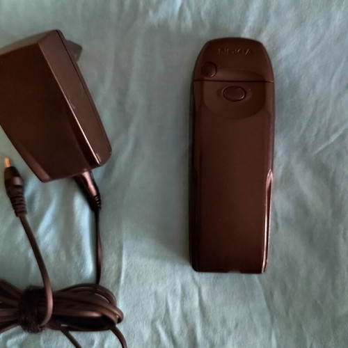 Nokia 6210 collectible phone used with Net Monitor and Ducati logo