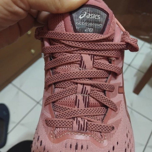 Asics Gel Kayano sneakers size 41.5 like new, pink