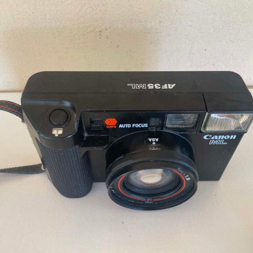Canon AF35ML 35mm Point And Shoot Film Camera non-working, used