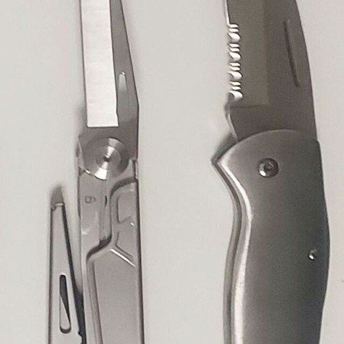 Multitool with locking knife, scissors and screwdriver like new