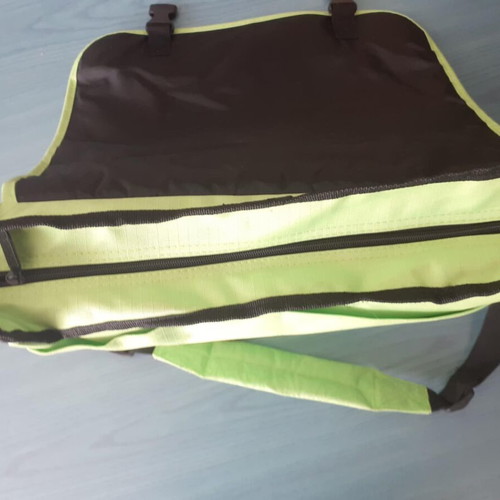 No Fear Unisex Messenger Bag new, light green