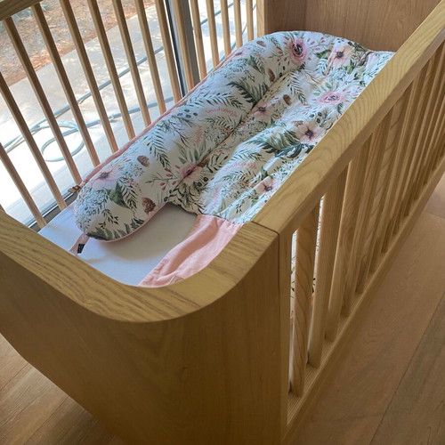 Lingea Kids Yume Convertible Baby Cot like new, 140x70 cm