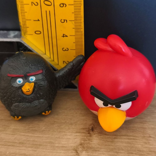 Angry Birds set of 2 figures used