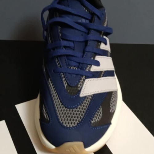Adidas Lightblaze athletic shoes with Lightstrike sole like new, blue