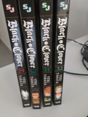 Black Clover τόμοι 29-32 καινούργιοι, αγγλικά