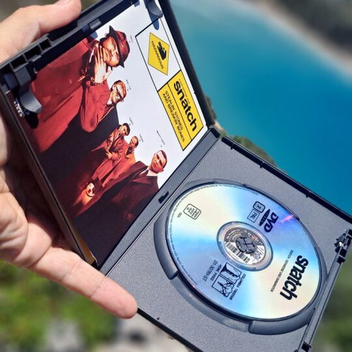 Snatch DVD used, comedy action adventure with subtitles
