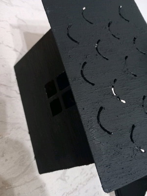 Σπιτάκι για ρεσώ ΙΚΕΑ μεταλλικό σαν καινούργιο